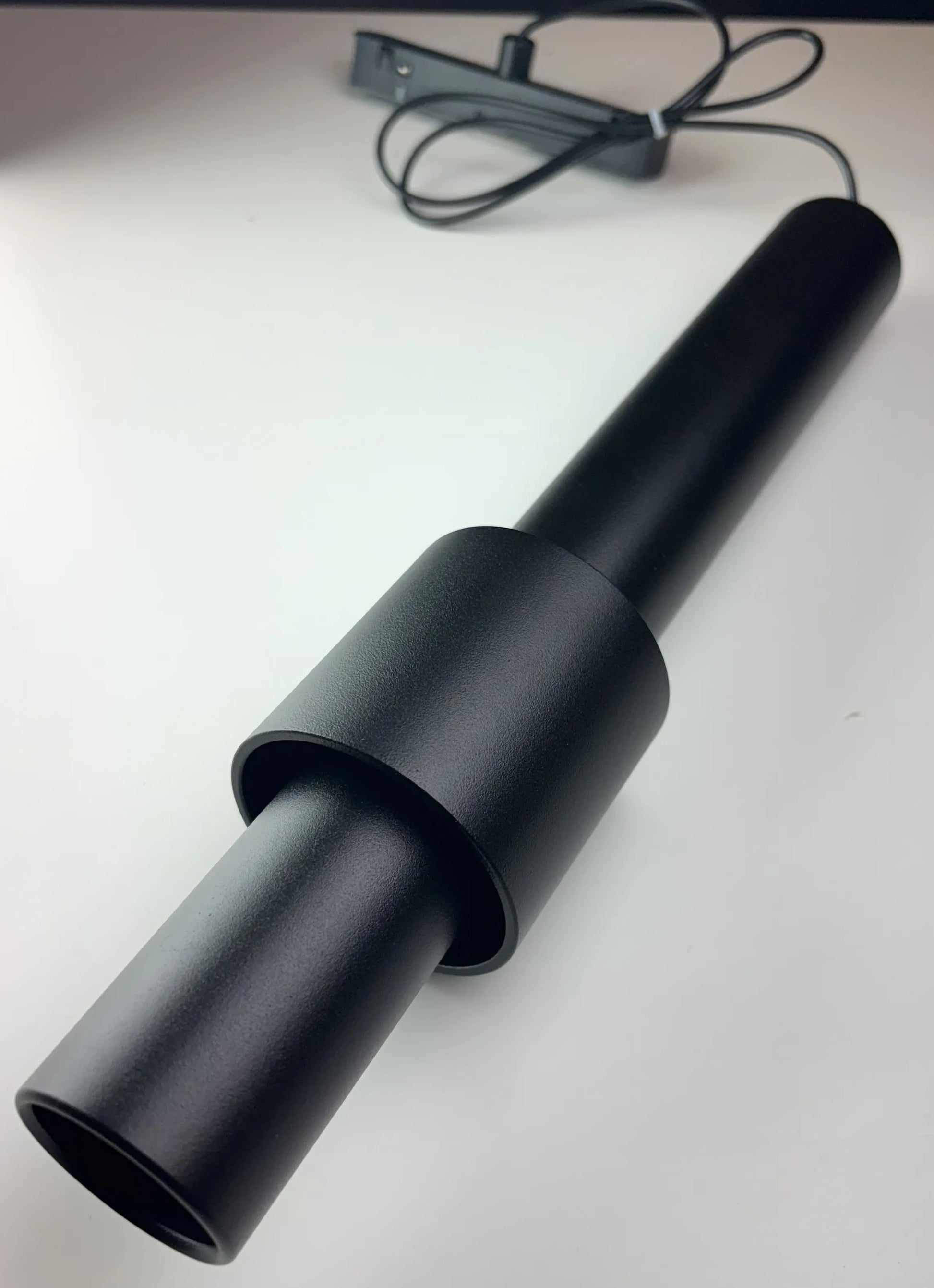 Magnetic dropline cylinder pendant spotlight 7W 48V - 24° beam 4000K matte black